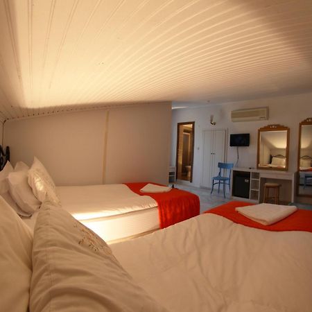 Alacati Antik Motel Кешме Экстерьер фото