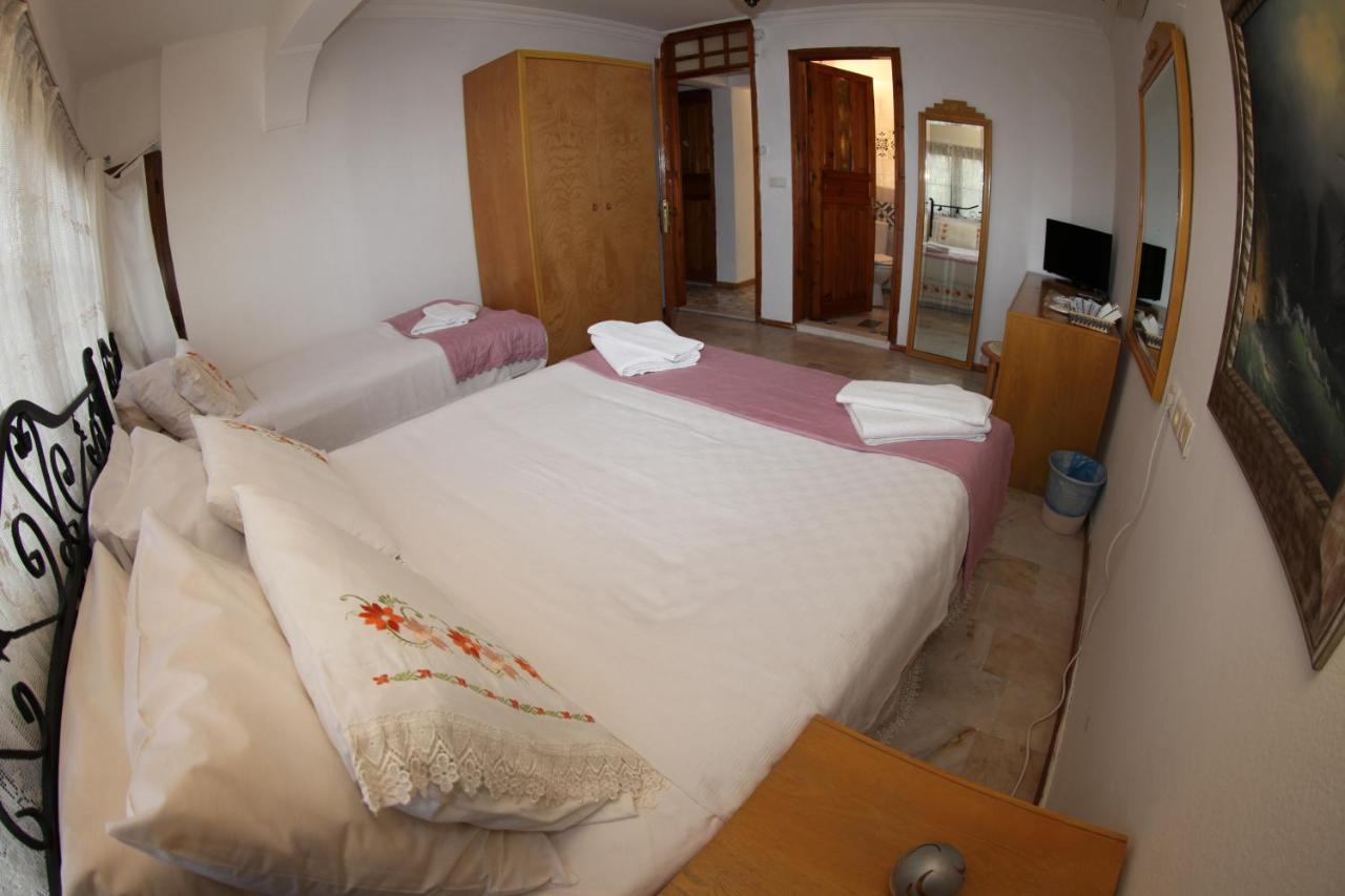 Alacati Antik Motel Кешме Экстерьер фото
