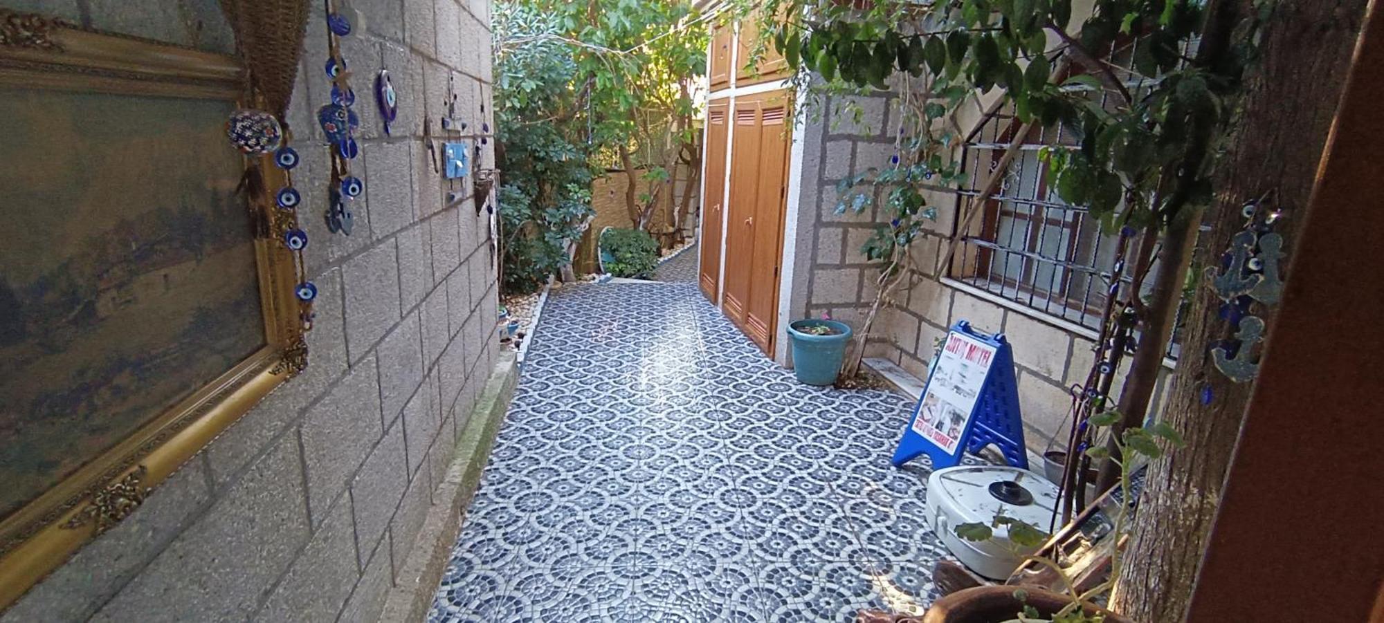 Alacati Antik Motel Кешме Экстерьер фото