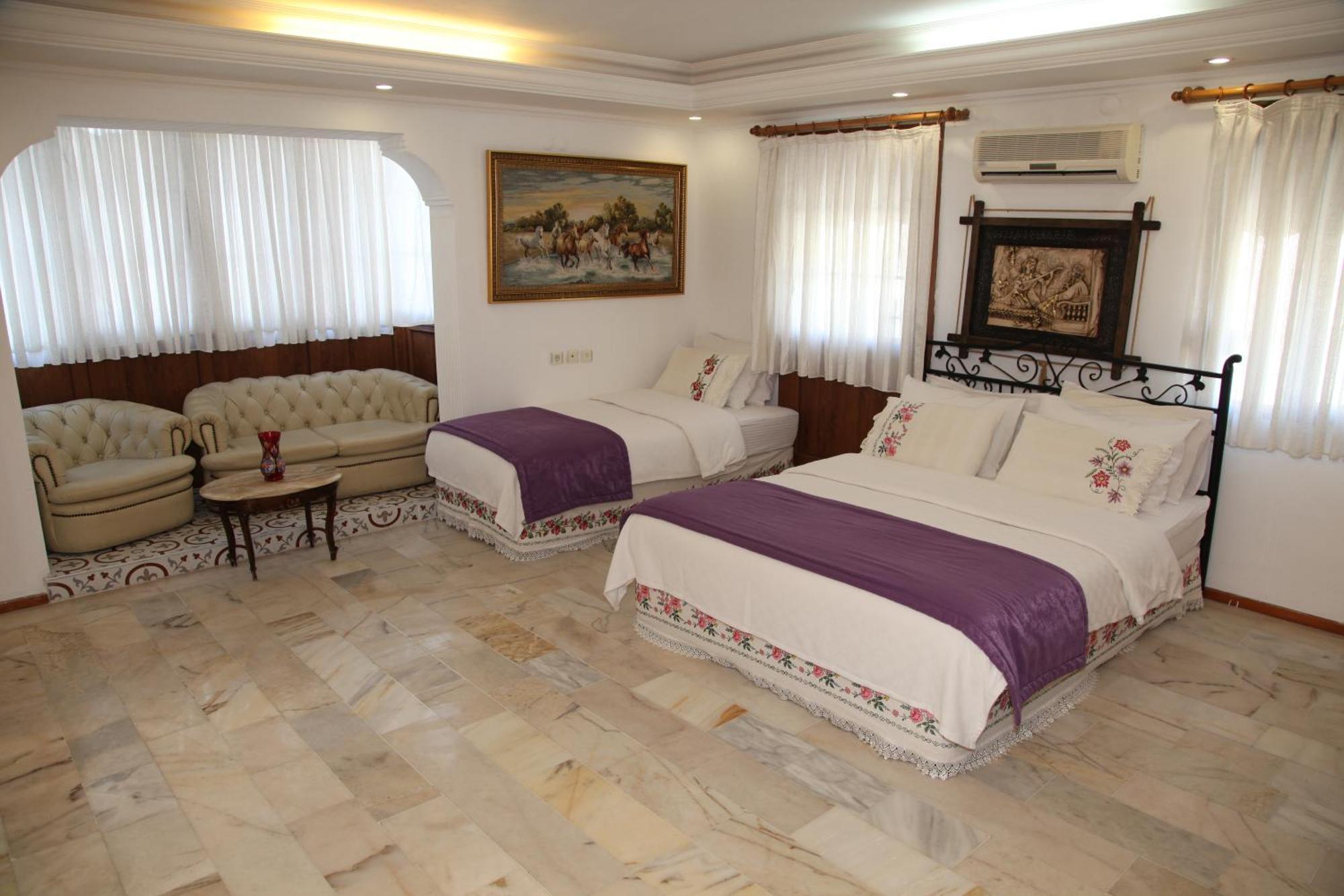 Alacati Antik Motel Кешме Экстерьер фото
