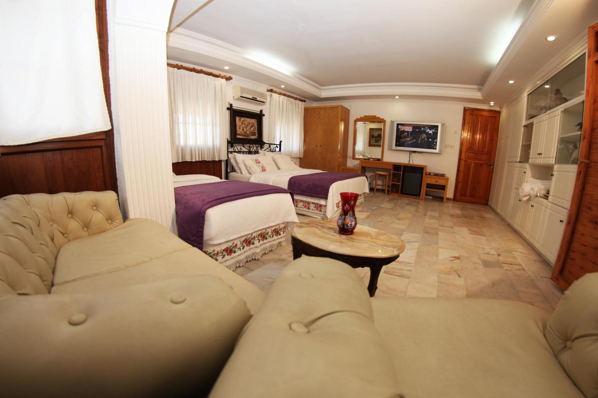 Alacati Antik Motel Кешме Экстерьер фото