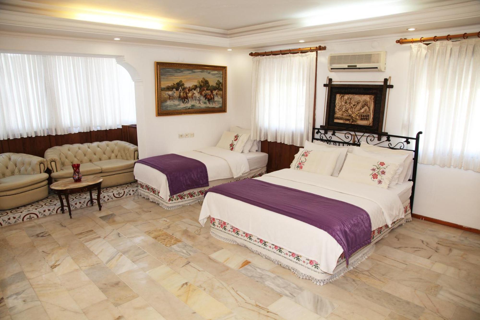Alacati Antik Motel Кешме Экстерьер фото