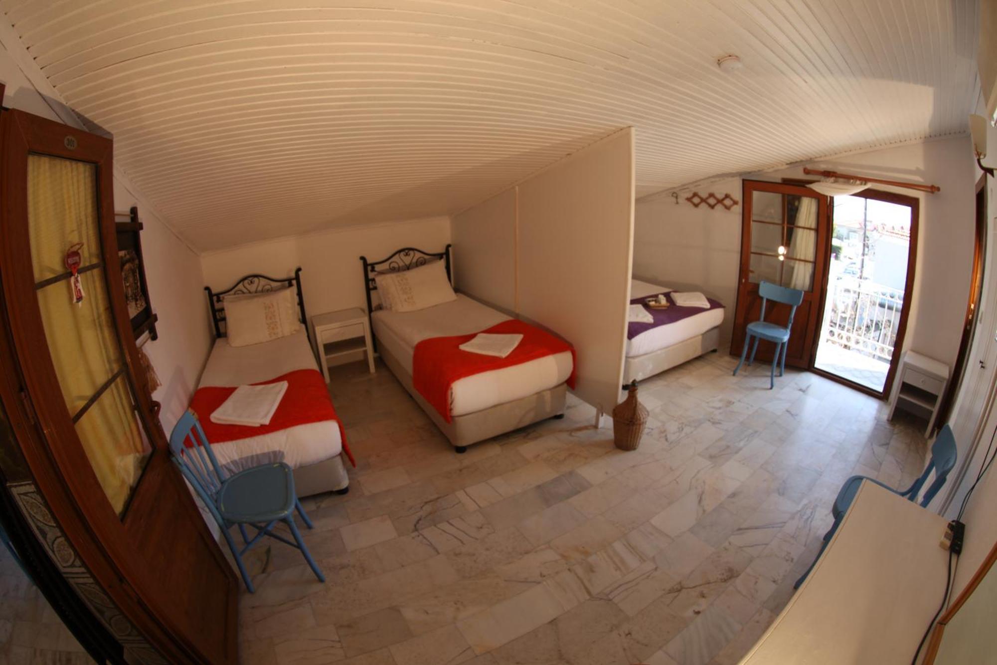 Alacati Antik Motel Кешме Экстерьер фото