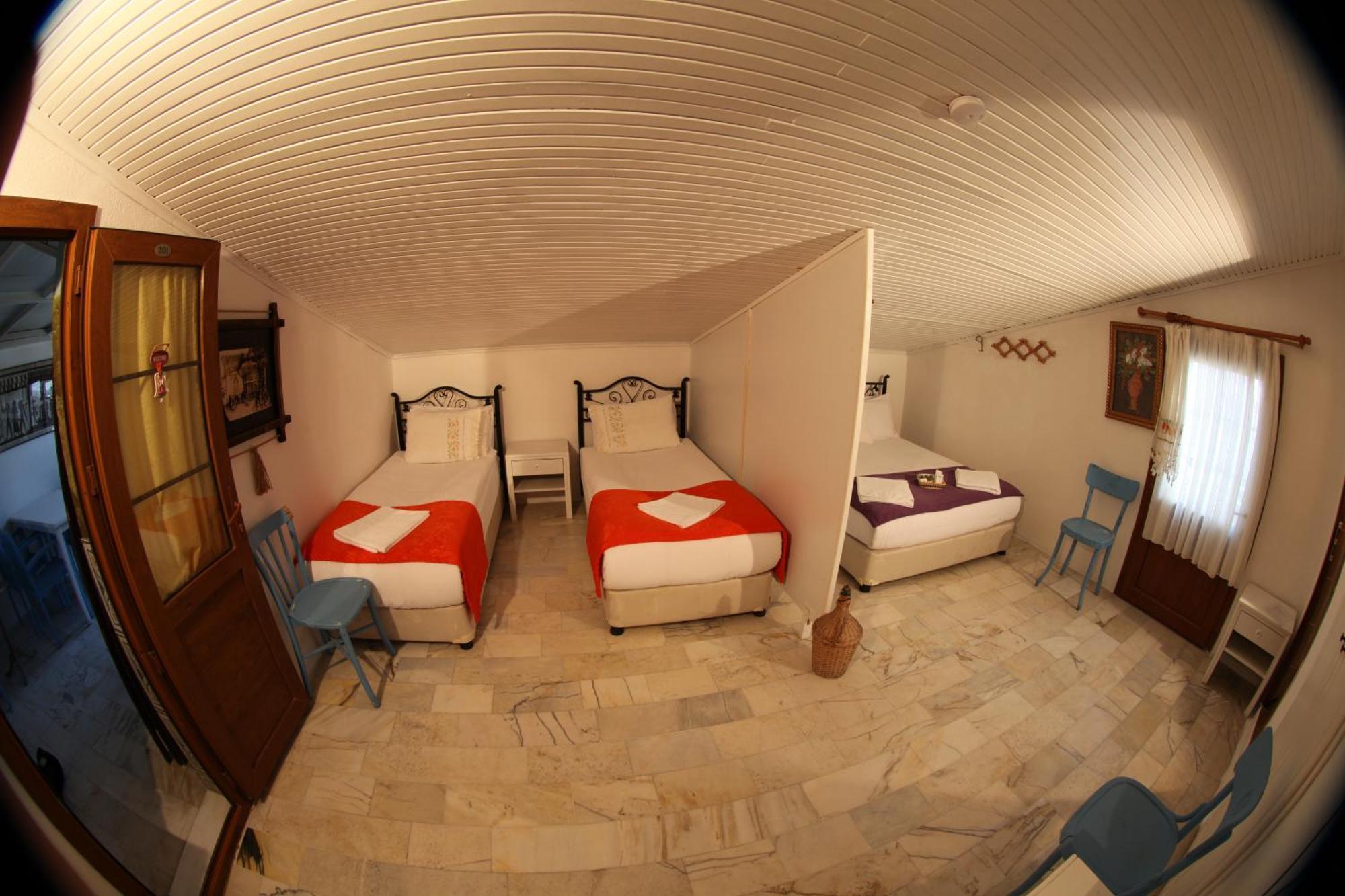 Alacati Antik Motel Кешме Экстерьер фото